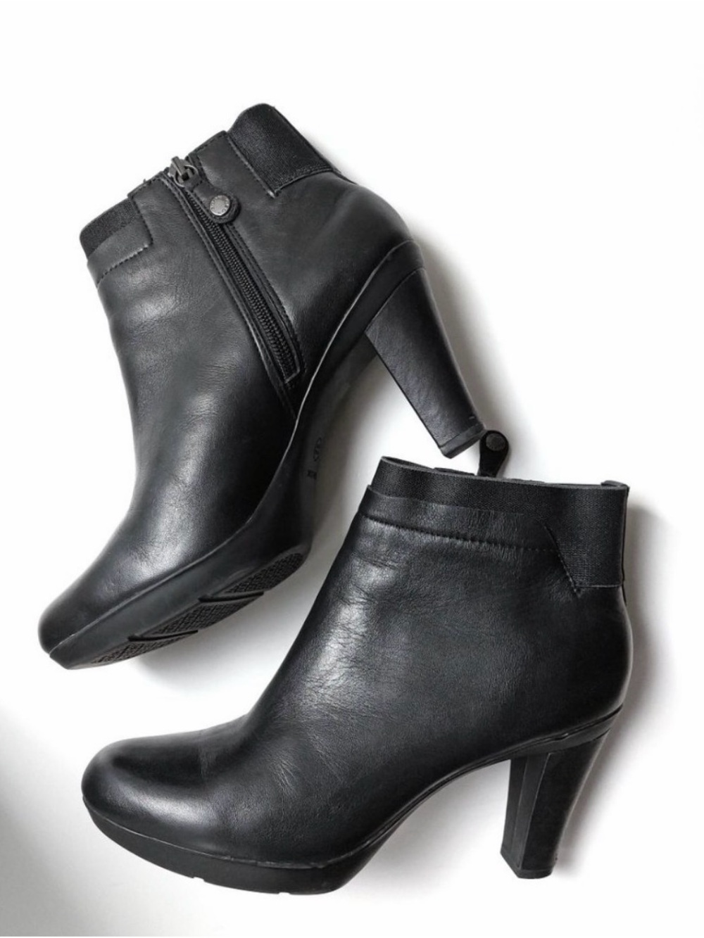 GEOX Respira Black Leather Women's Ankle Booties Heels Size 39 8.5 Side Zips EUC